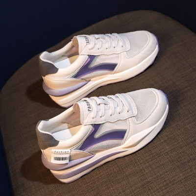 Naiste kõrge tallaga võrktossud