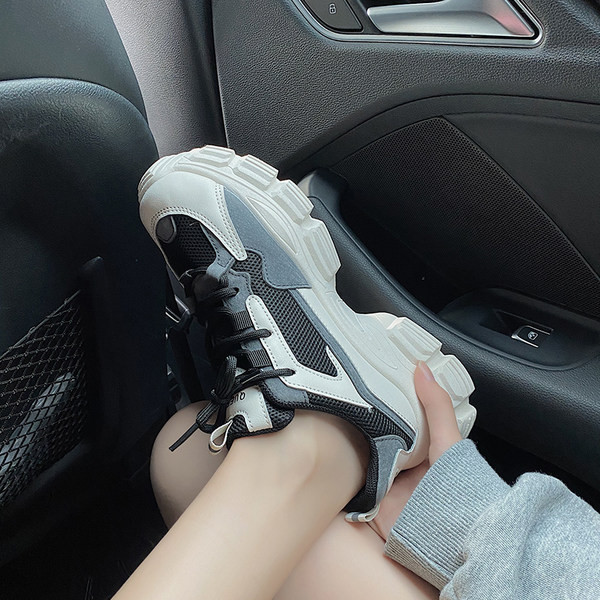 Ikdienas kedas no eko ādas ar augstu raupju zoli