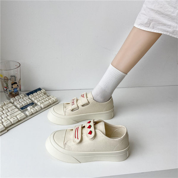 Naiste tossude uus mudel - lameda talla ja takjakinnitusega