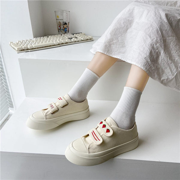 Naiste tossude uus mudel - lameda talla ja takjakinnitusega