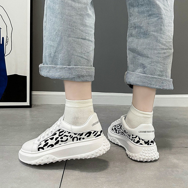 Uus mudel kunstnahast naiste tossud - paeltega