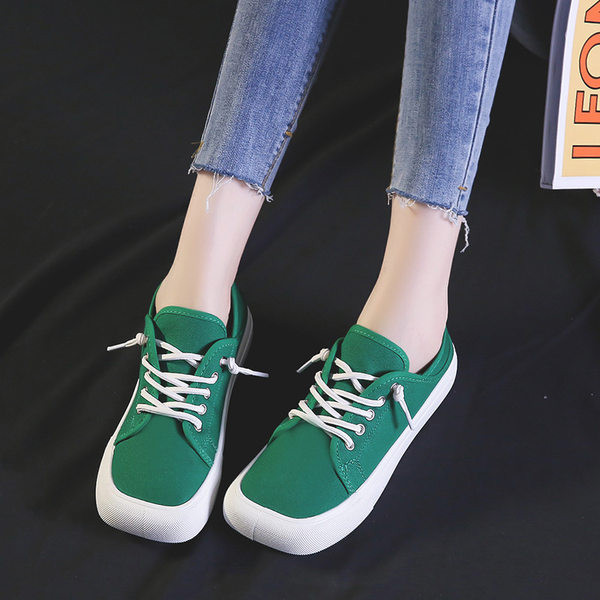 Sieviešu kvadrātveida tekstila kedas ar šņorēm