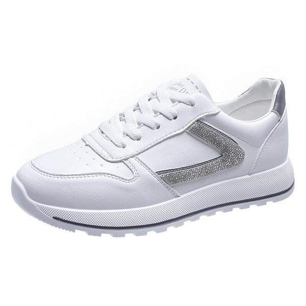 Sieviešu kedas no eko ādas ar akmens apdari