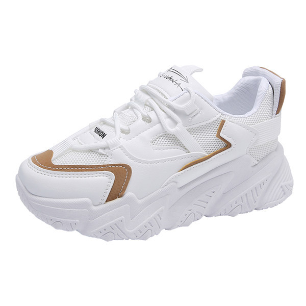 Uue mudeli krobelise tallaga tossud