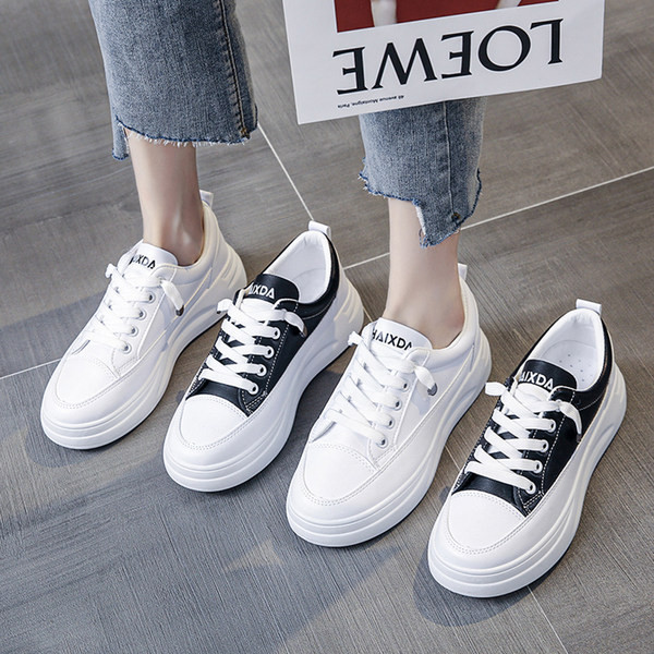 Paelte ja platvormiga tekstiilist tossud