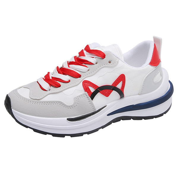 Kareda tallaga naiste tossud - ökoseemisnahast ja tekstiilist