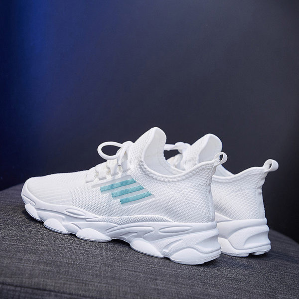 Naiste sportlikud hingavad, paeltega tossud, mis sobivad igapäevaseks kasutamiseks