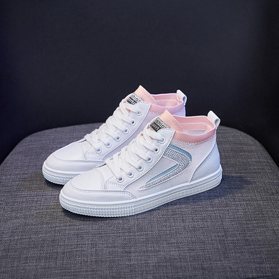 Naiste kõrged tossud dekoratiivkivide ja lipsudega