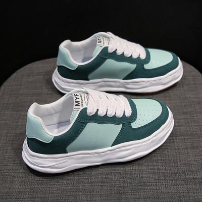 Öko-seemisnahast vabaaja tossud paeltega