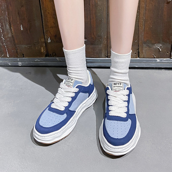 Öko-seemisnahast vabaaja tossud paeltega