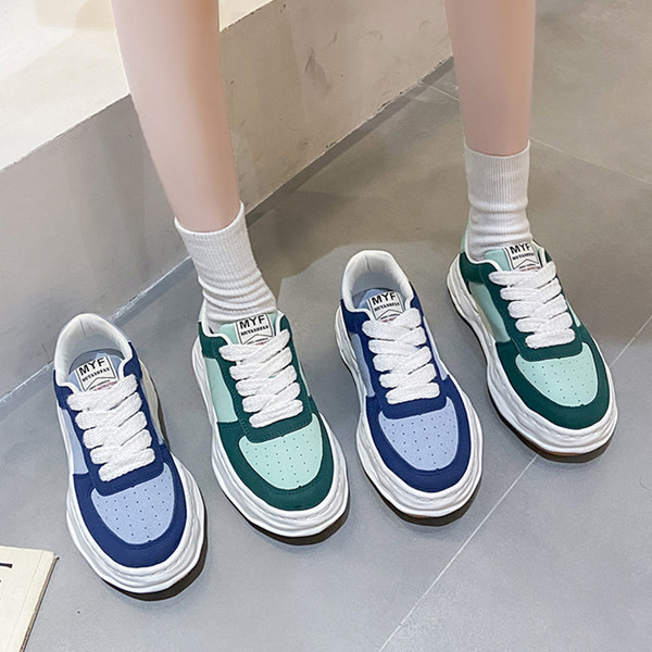 Öko-seemisnahast vabaaja tossud paeltega