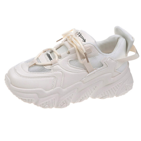 Moodsad kõrge kareda tallaga ökonahast tossud