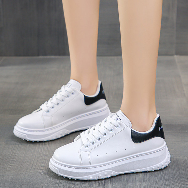 Naiste ökonahast tossud - tavaline mudel