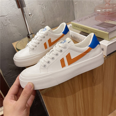 Lameda tallaga naiste tossude uus mudel - kolme värvi