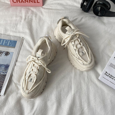 Uue mudeli ökonahast ja võrkkangast tossud