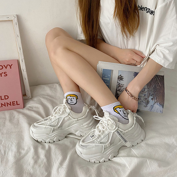 Uue mudeli ökonahast ja võrkkangast tossud