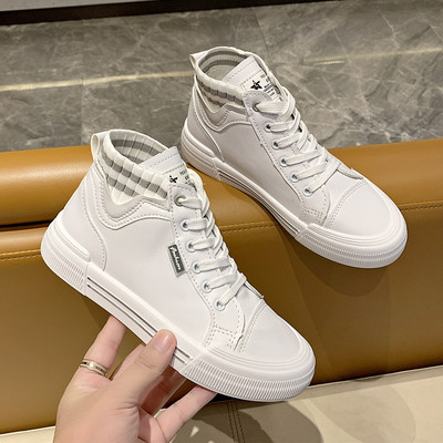 Naiste tossud ökonahast lameda tallaga - valget värvi