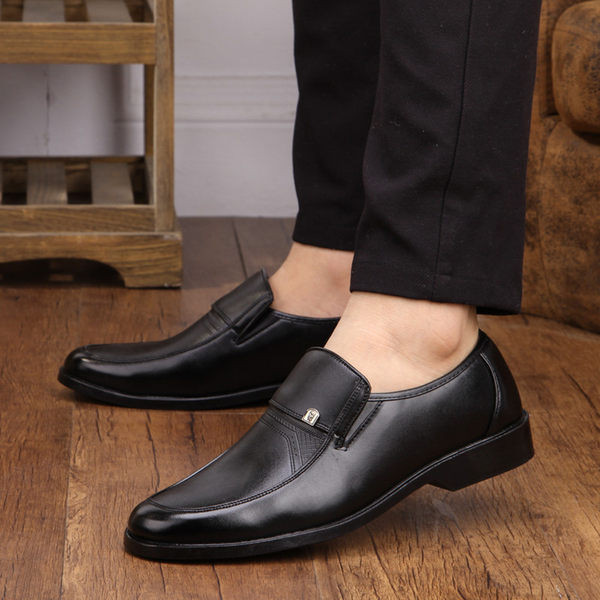 Vīriešu formālie apavi divi modeļi ar šņorēm un bez ar metāla elementu