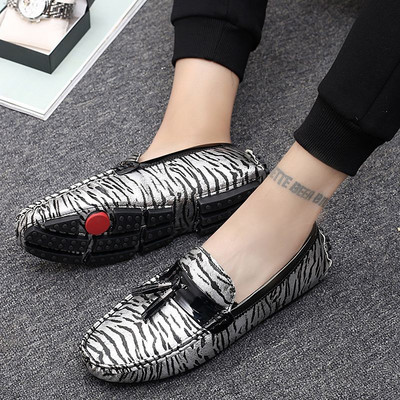 Vyriški oficialūs britiško stiliaus batai su gyvūnų raštu