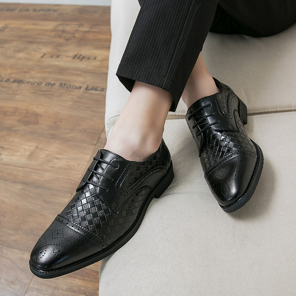 Uus mudel nahast meeste paeltega kingad - must ja pruun