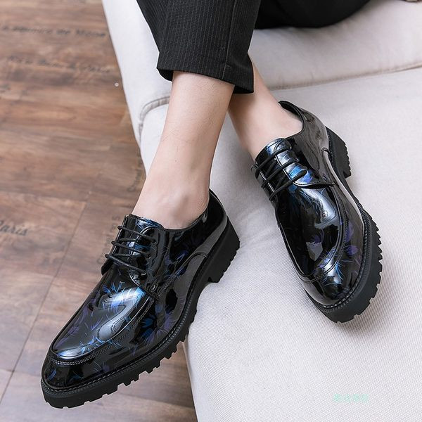 Šiuolaikiški vyriški lakuotos odos batai su raišteliais juodos spalvos