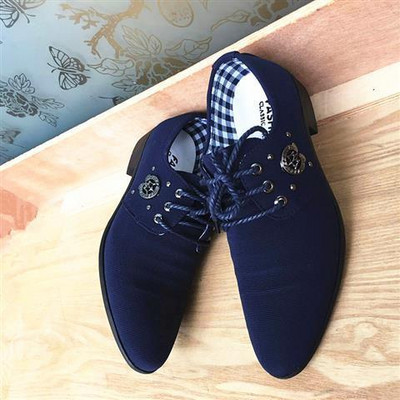 Vīriešu formālie apavi divi modeļi konusveida ar mežģīnēm