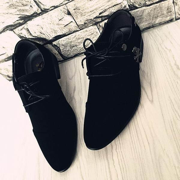 Vīriešu formālie apavi divi modeļi konusveida ar mežģīnēm