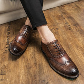 Formális férfi hegyes cipő műbőr fűzővel