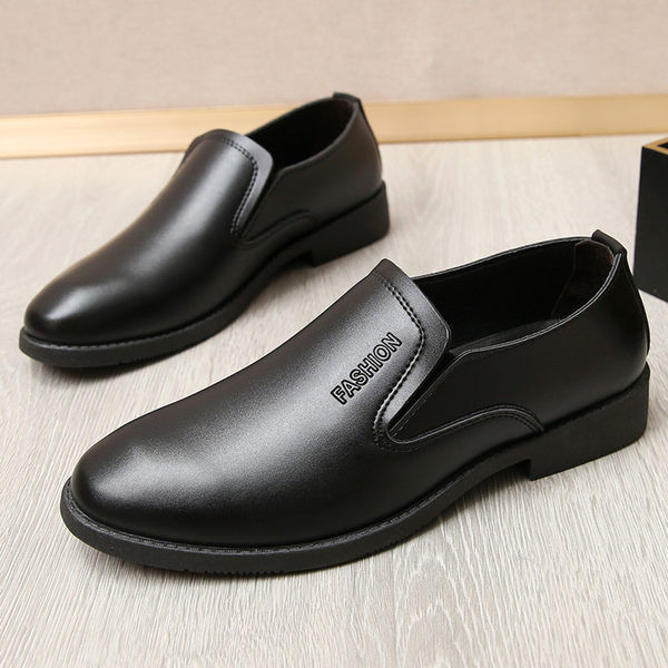 Naujas oficialių batų modelis iš eko odos su raišteliais