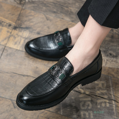 Uus metallelemendiga ökonahast meeste kingade mudel - kaks mudelit