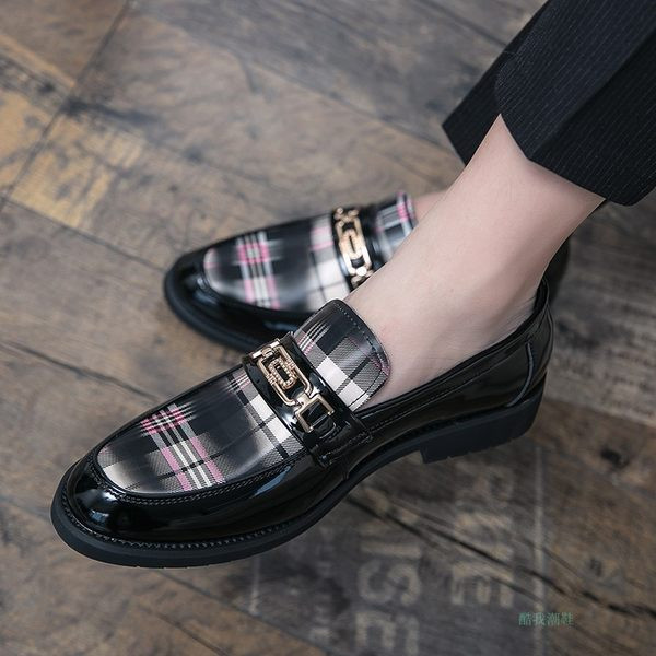 Uus metallelemendiga ökonahast meeste kingade mudel - kaks mudelit