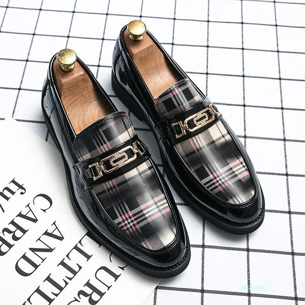 Uus metallelemendiga ökonahast meeste kingade mudel - kaks mudelit