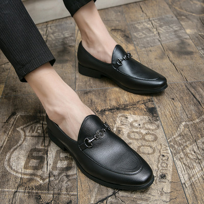 Uus metallkaunistusega pidulike nahast kingade mudel