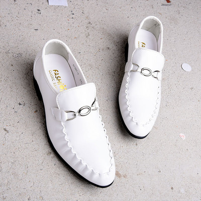 Vīriešu noapaļoti formālie apavi divi modeļi no eko ādas un eko zamšādas ar metāla elementu