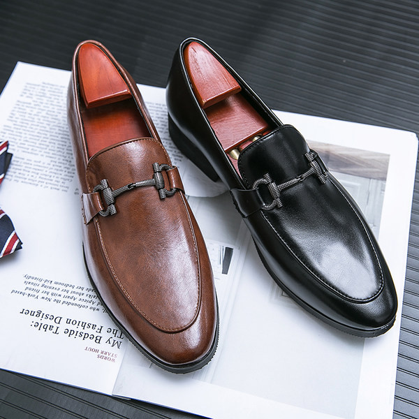 Elegantsed metallelemendiga kevad-sügis kingad