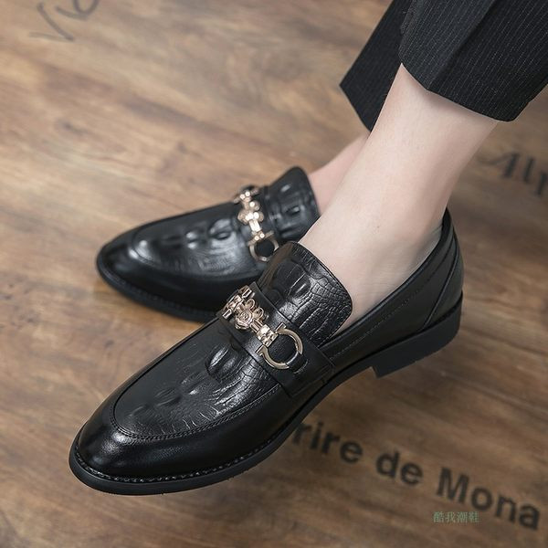 Férfi formális cipő fém csattal - fekete és barna