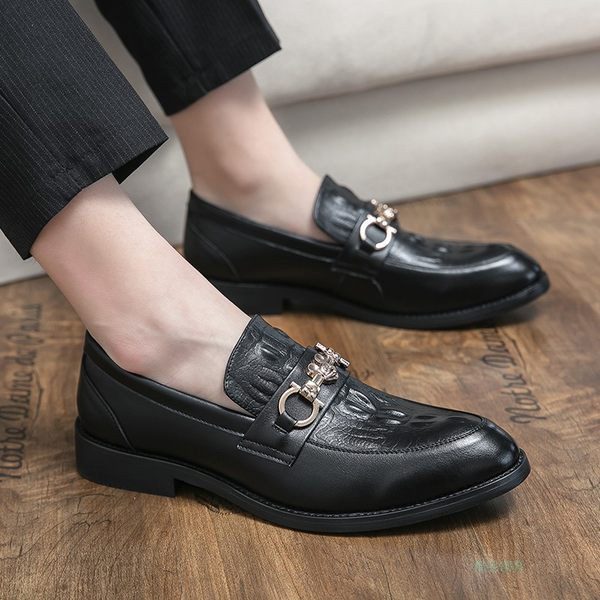 Férfi formális cipő fém csattal - fekete és barna