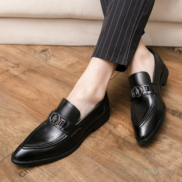 Uus mudel metallpandlaga nahast meeste kingad - pruun ja must