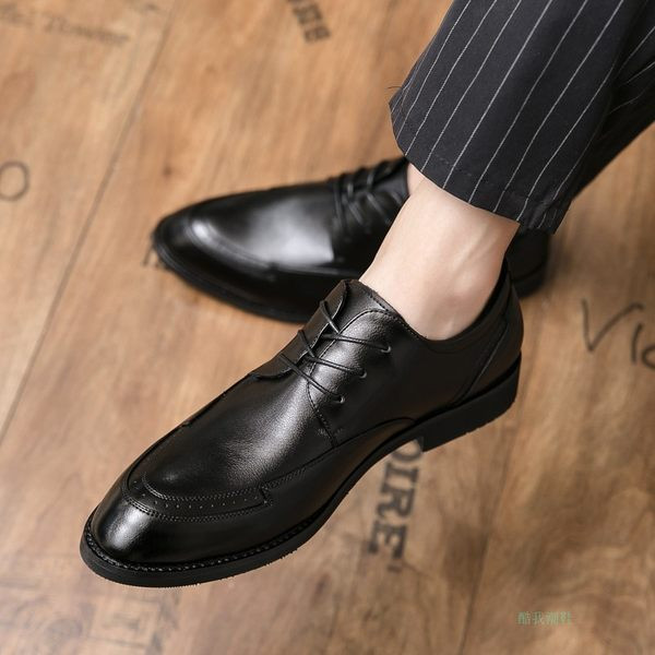 Formális, fűzős férficipő új modellje - öko bőr