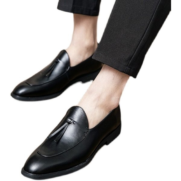 Formális férfi műbőr cipő bojttal