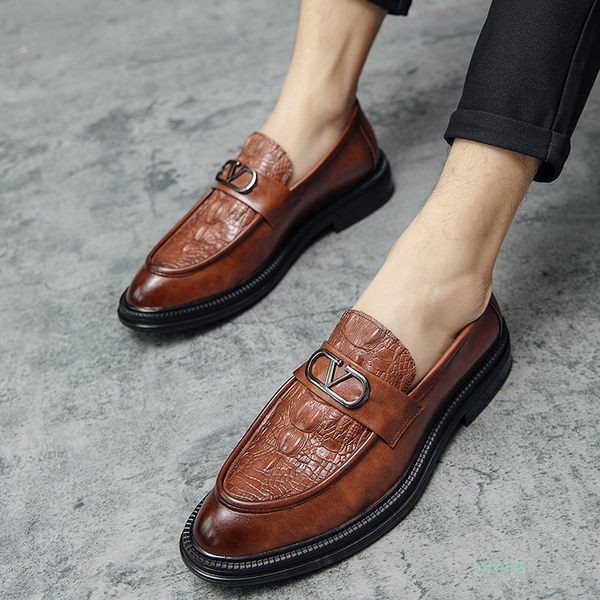 Uus mudel metallelemendiga kunstnahast meeste kingad