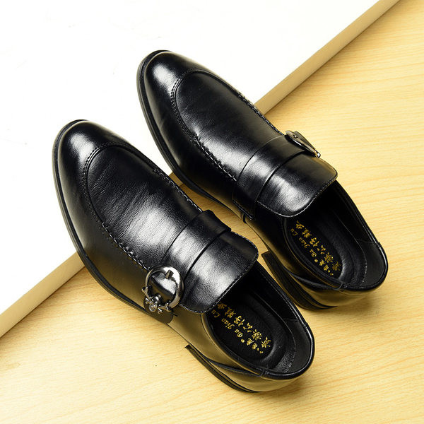 Vīriešu formālie apavi no eko ādas ar metāla sprādzi