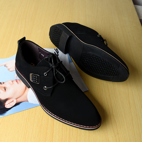 Meeste terava otsaga kingad paelte ja metallpandlaga