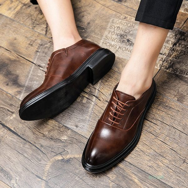 Elegáns, fűzős férfi műbőr cipő