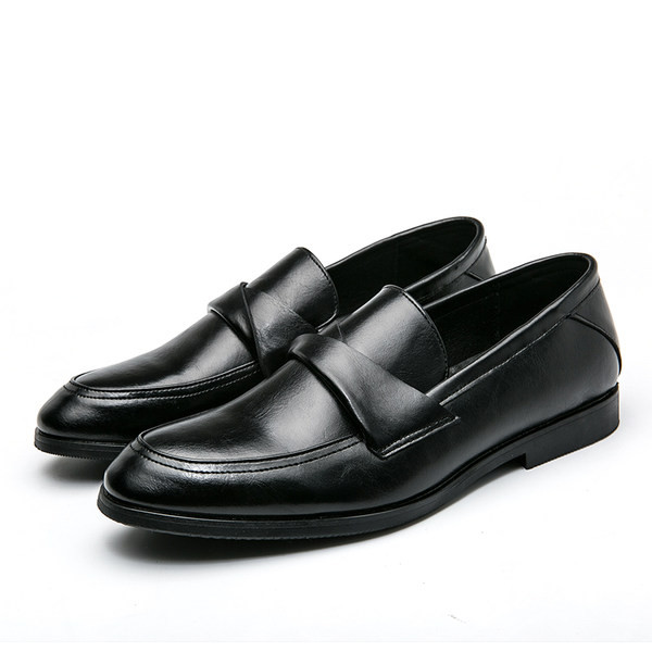 Elegantsed ökonahast terava otsaga kingad - tavaline mudel