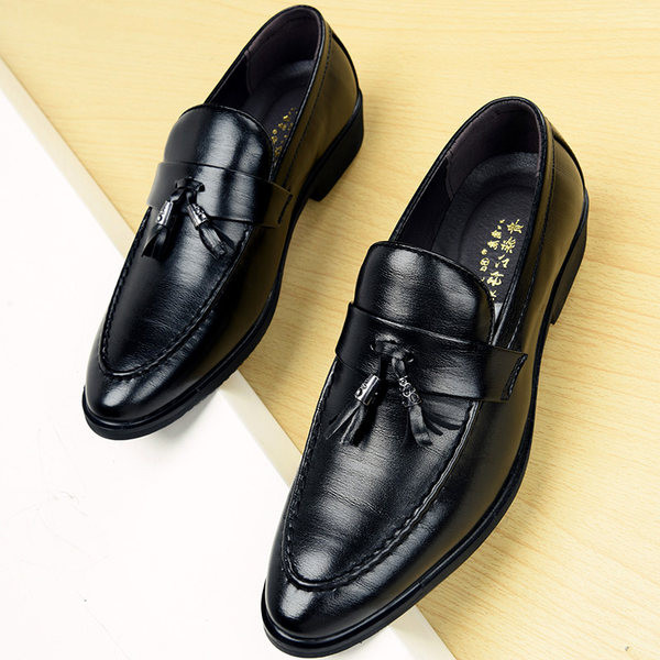 Vīriešu formāli mākslīgās ādas apavi ar pušķiem