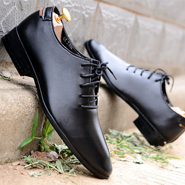 Új műbőr cipő modell - hegyes modell