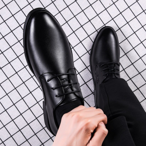 Elegantsed meeste kingad tavaline mudel paeltega kahes mudelis