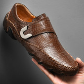 Moodsad pandlaga ökonahast meeste mokassiinid