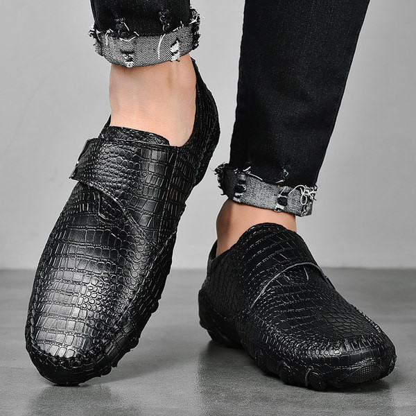 Moodsad pandlaga ökonahast meeste mokassiinid